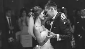 Dança dos Noivos PLAY | Dança dos Noivos Online | Dança de Casamento da música 'Eu sei que vou te amar' - Tom Jobim | Valsa dos Noivos